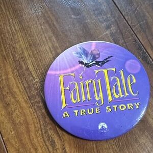 FairyTale:‎ A True Story 1997 Paramount Pictures Promo Pinback Button